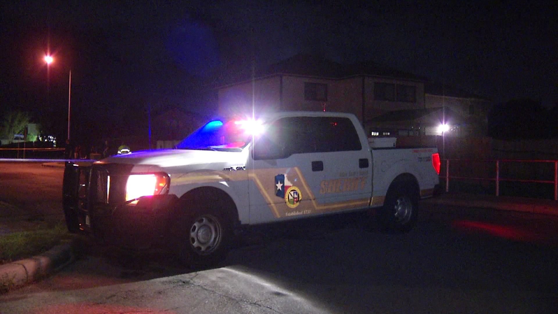 Deputies arrest woman in fatal shooting of boyfriend