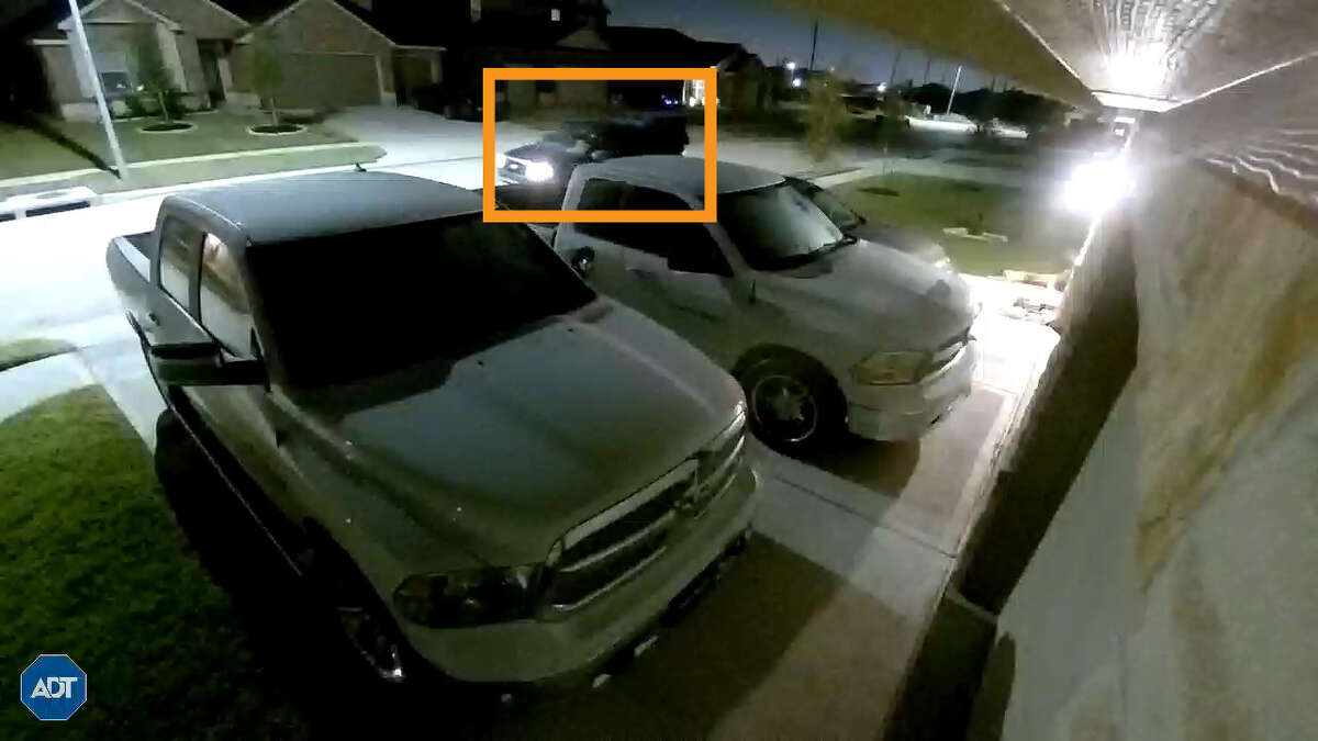 The suspect vehicle in these photos has been linked to thefts of doors from Manvel homes under construction on Aug. 17, 2018, the Manvel Police Department reports.
