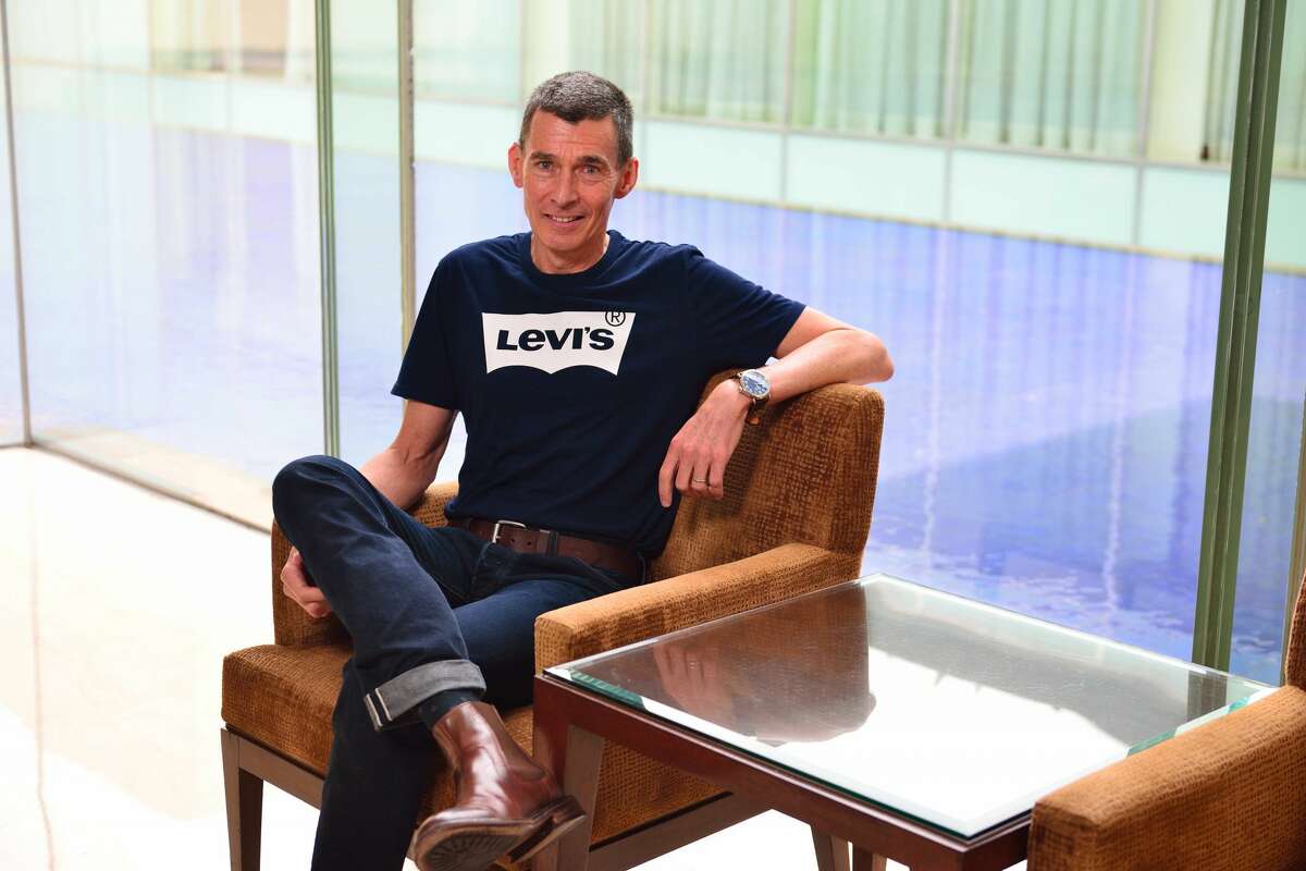 Levi Strauss to partner with gun control group