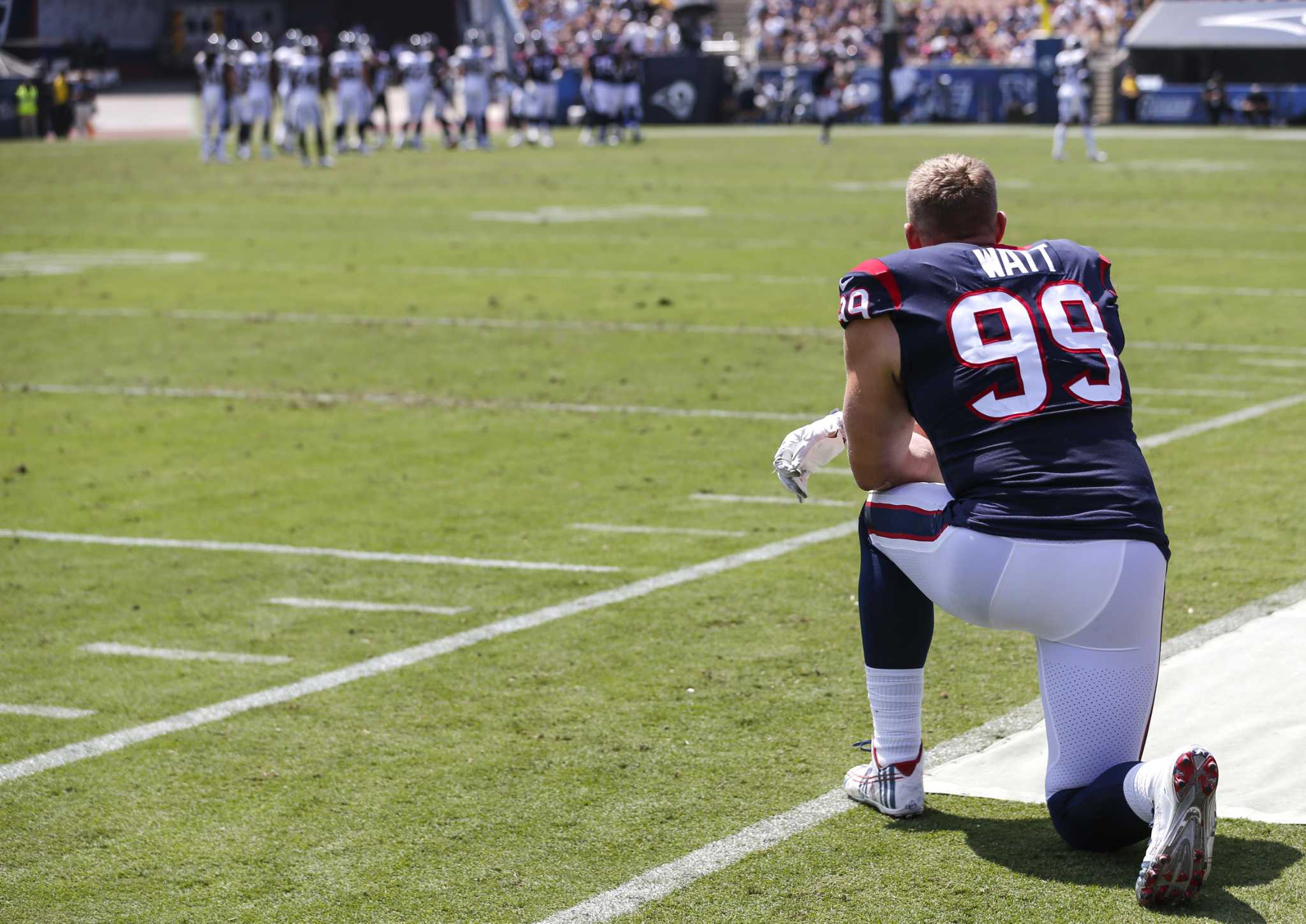 Texans J J Watt Taking A Knee Isn T About Disrespecting Flag