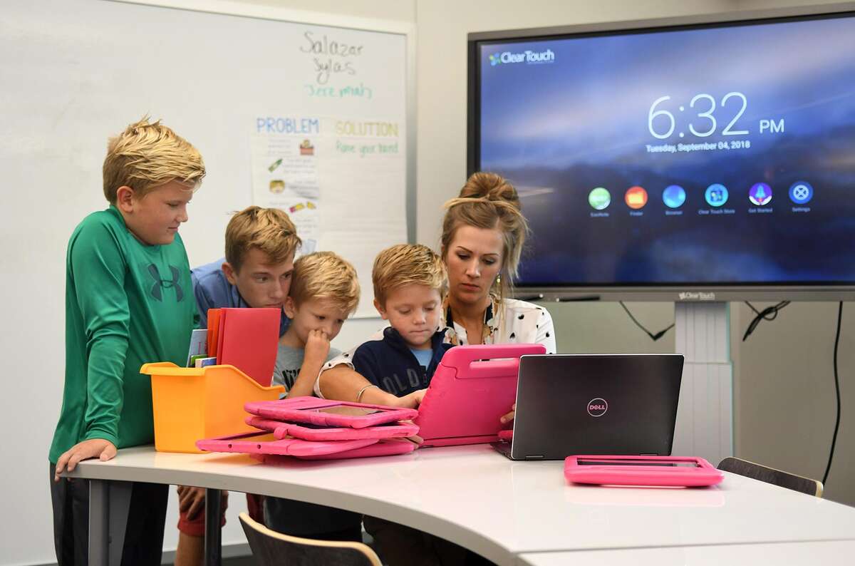 A look inside Huffman ISD’s new school Falcon Ridge Elementary