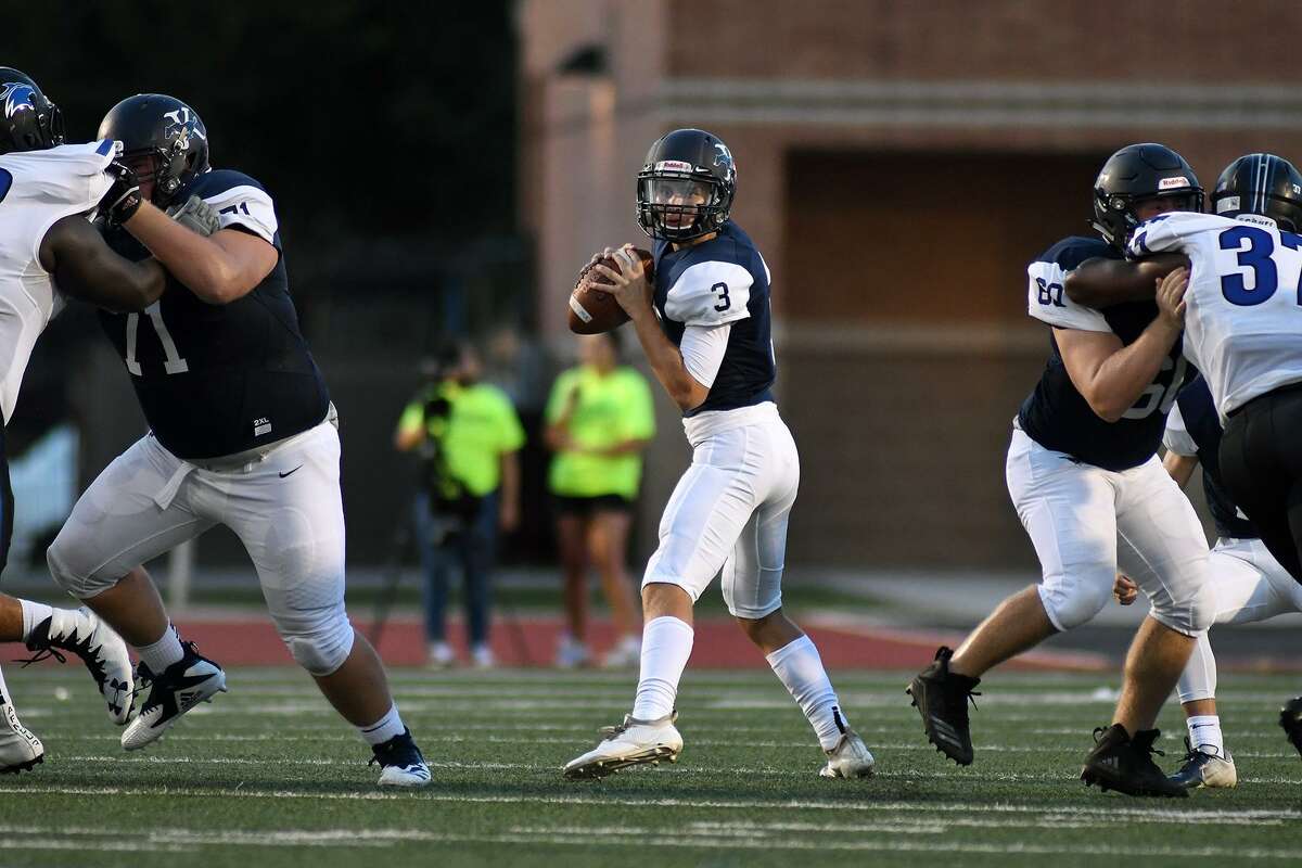 Photos Kingwood tops Dekaney with thrilling comeback win