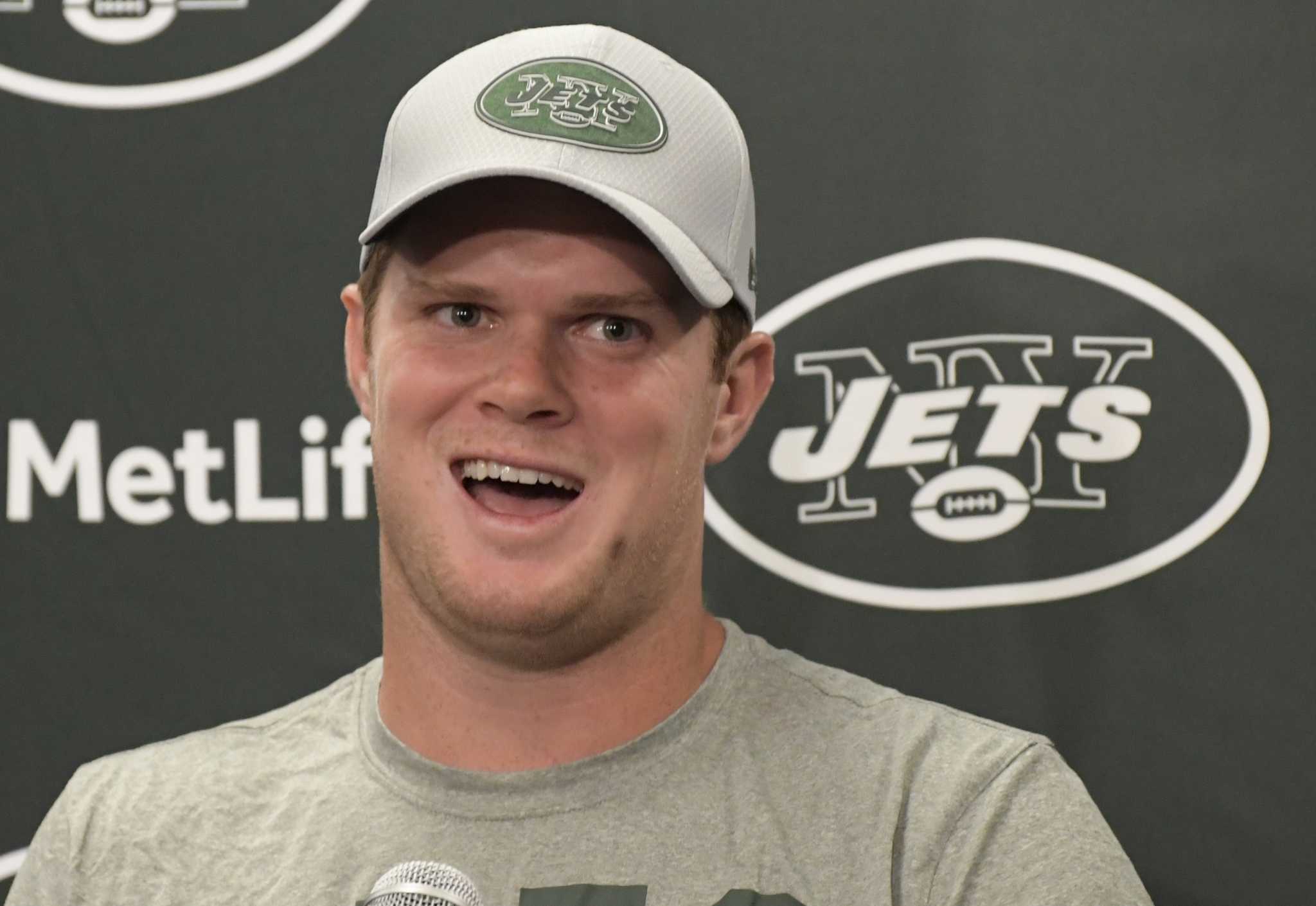 New York Jets' Sam Darnold: The classy professional quarterback