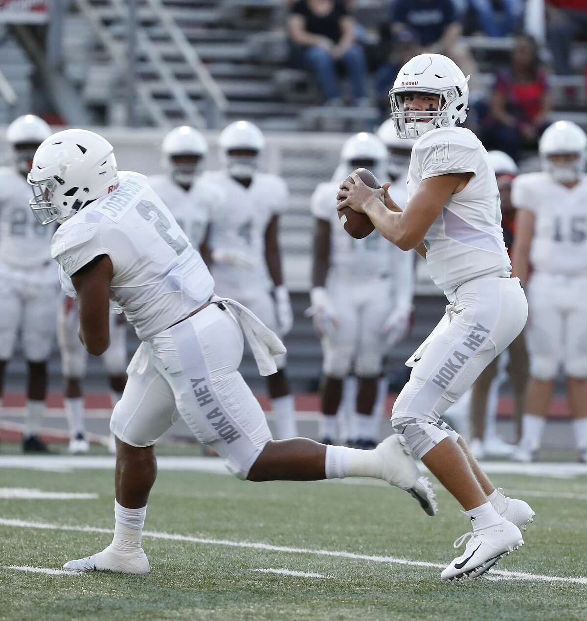 Crosby upends Manvel with dramatic comeback victory