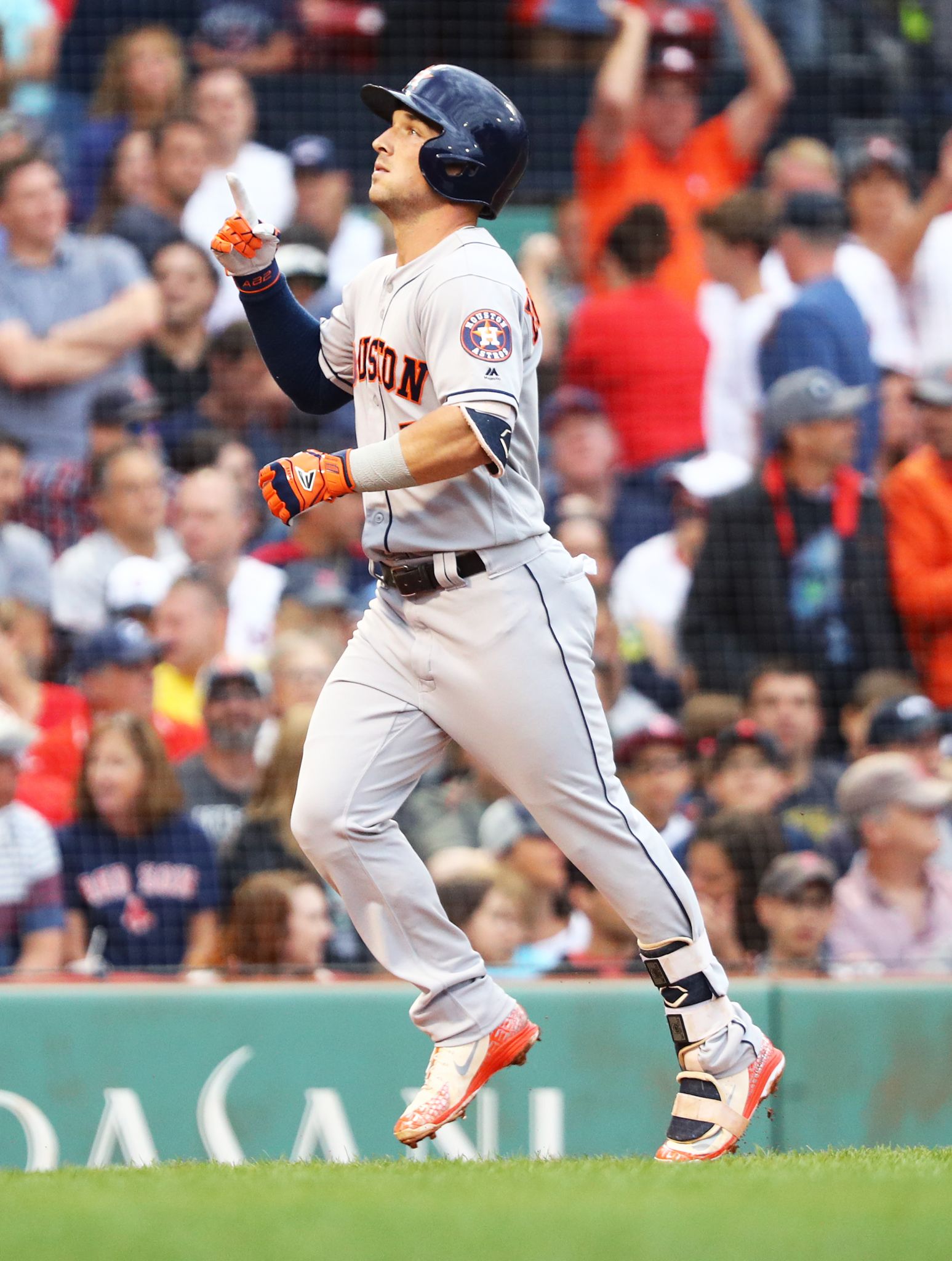 Jake Marisnick rescues Astros in win over Red Sox