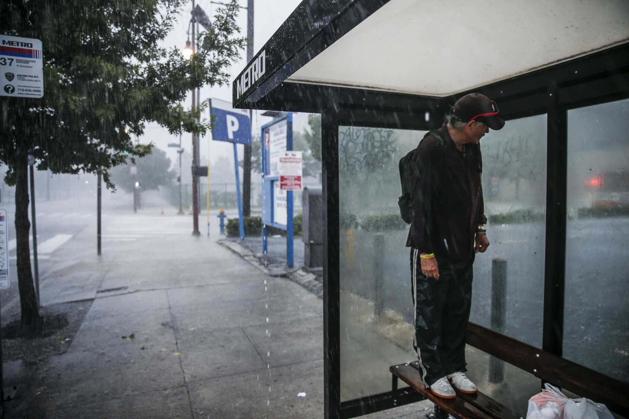 Sorry, Houston Storms will dampen your weekend plans, NWS says