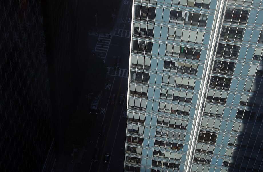 Crackinspecting drone crashes outside sinking Millennium Tower SFGate