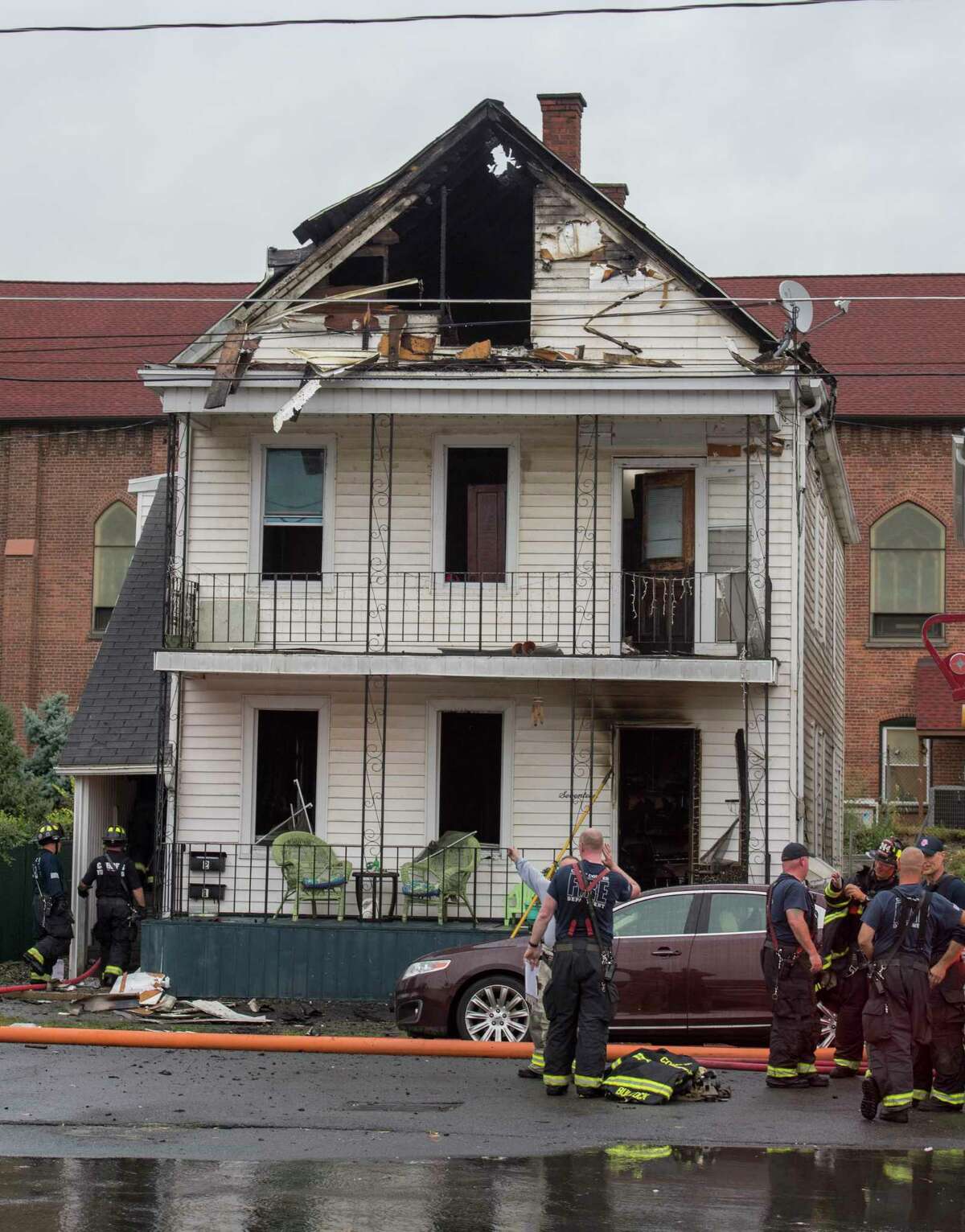 Six escape after Cohoes house fire breaks out