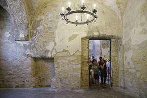Board signals it will keep reference to ‘heroic’ Alamo defenders in Texas history curriculum
