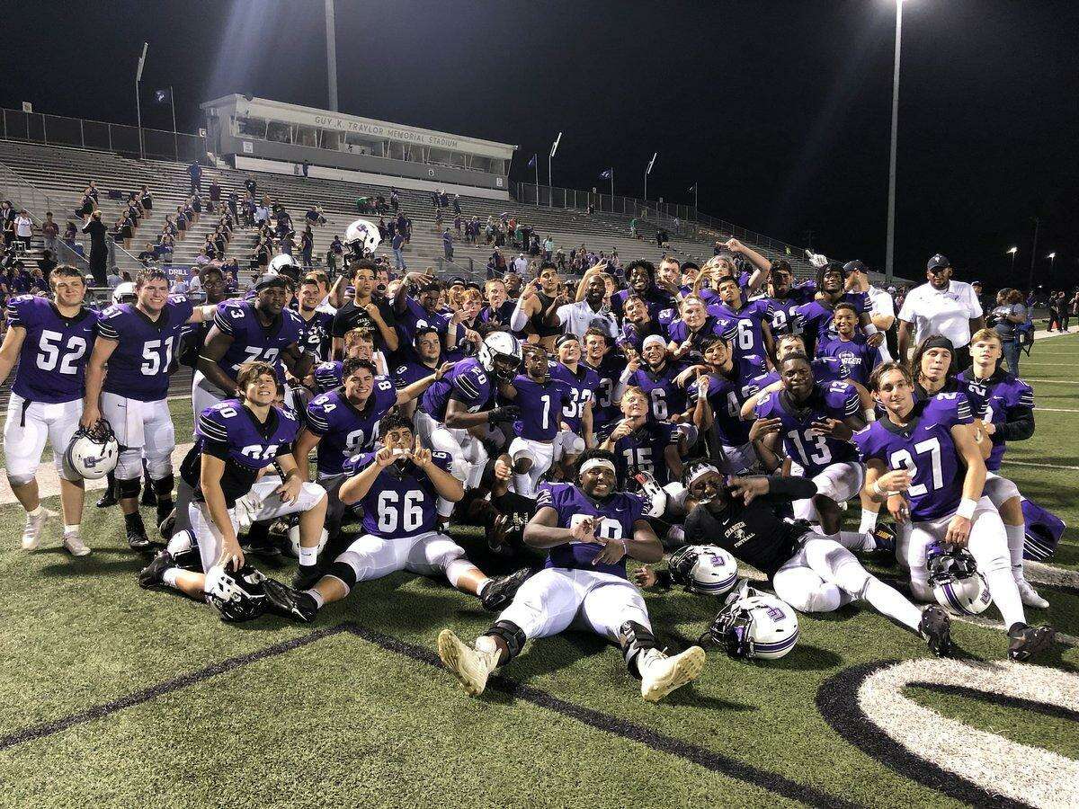 Fulshear, George Ranch gain notable first football wins