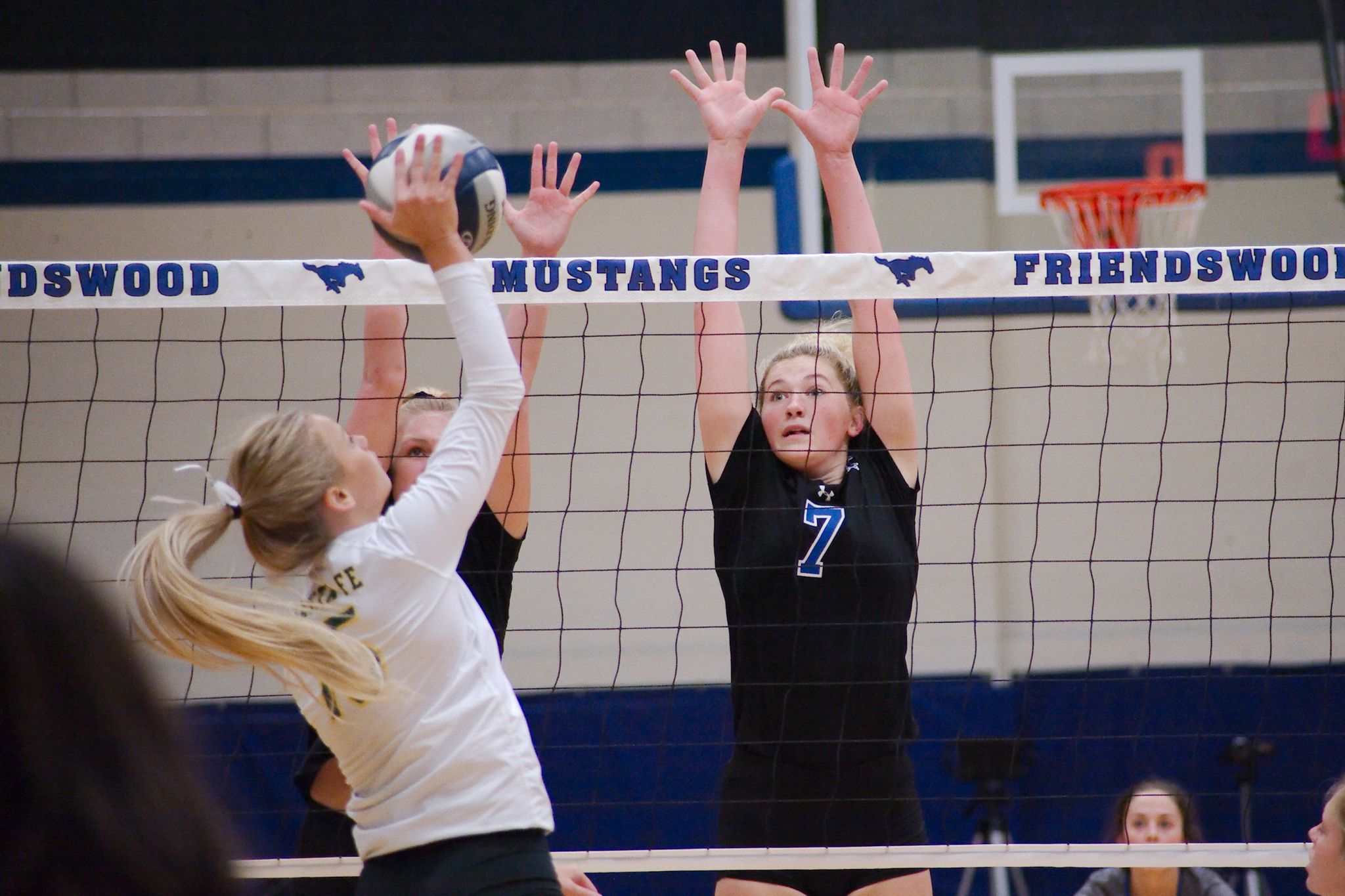 Chron's girls athlete of the week Makensy Manbeck, Friendswood
