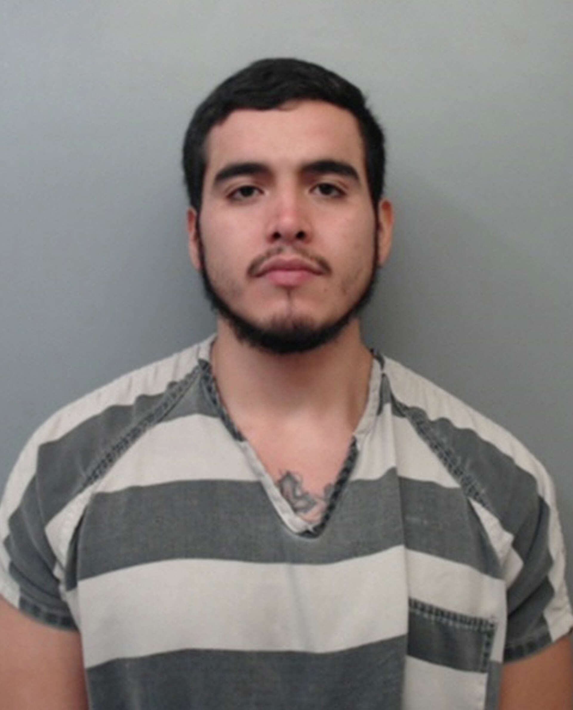 Laredo man charged with theft in shoplifting case