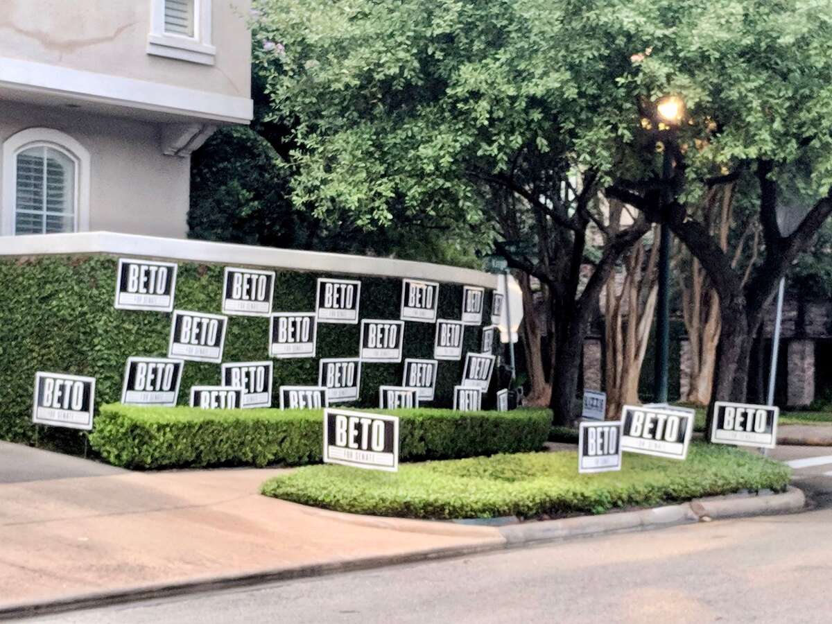 Beto Orourke Supporter Teams Up With Houston Homeowner To Confront