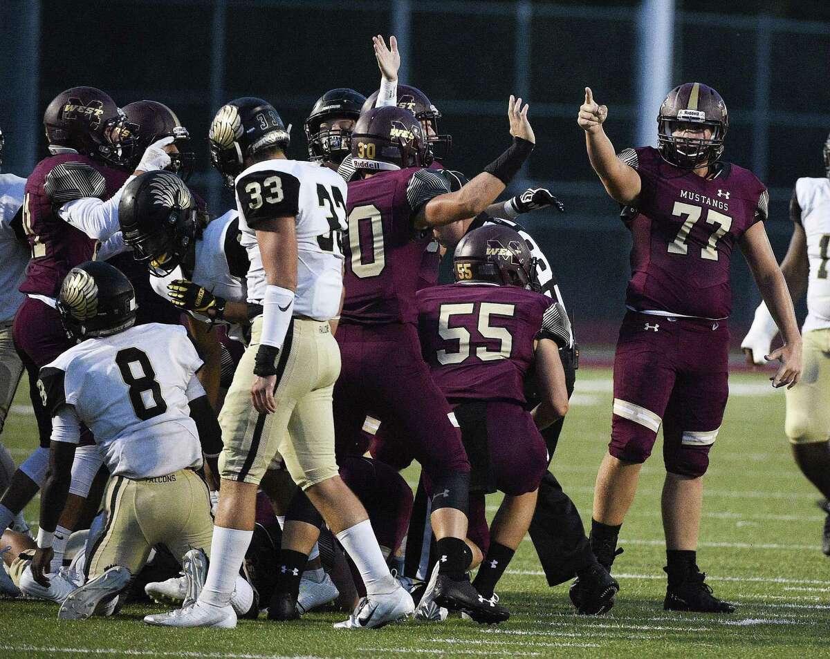 FOOTBALL: Magnolia West recovers 6 fumbles to slip past Foster