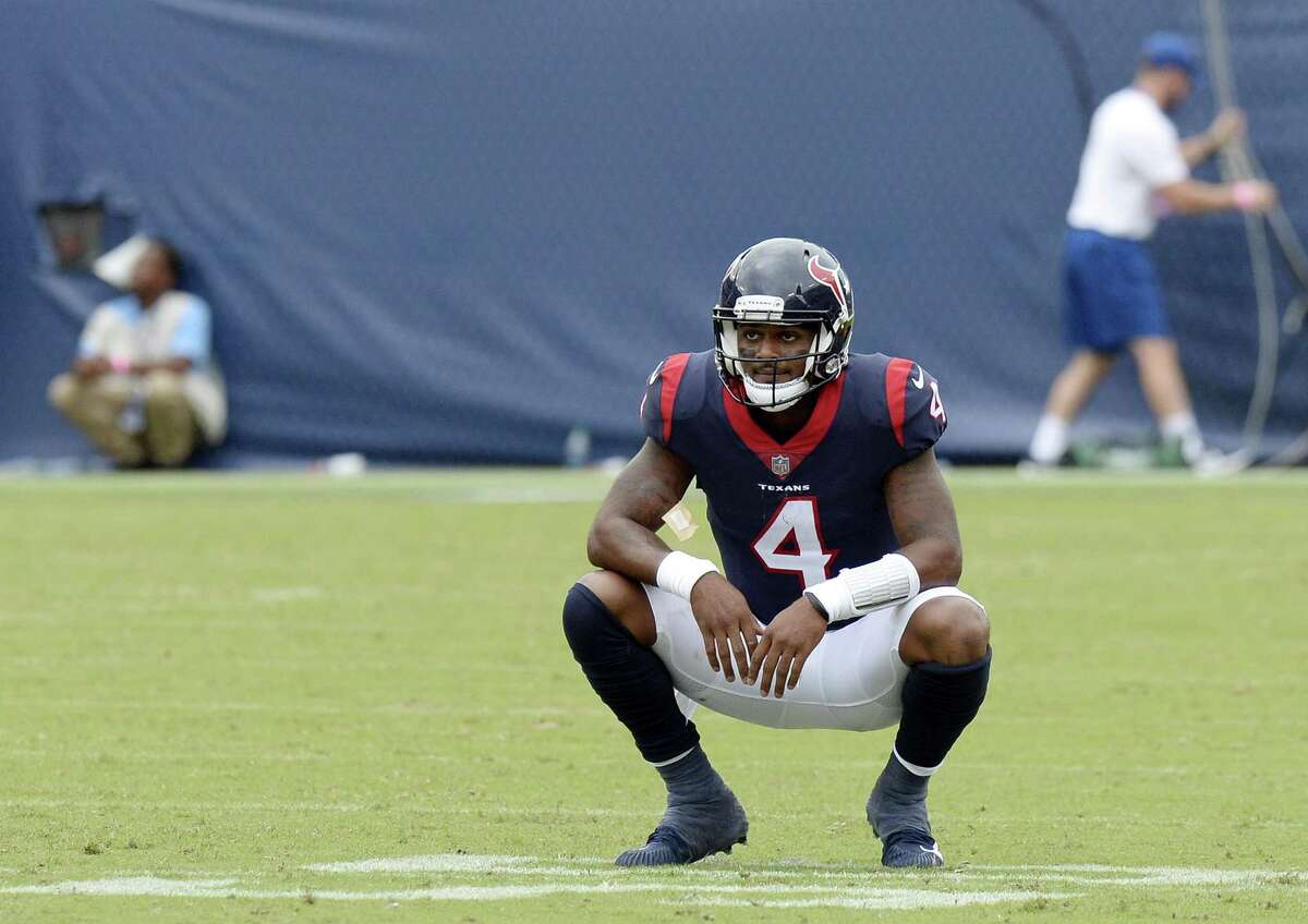 NFL: Houston Texans lose to Tennessee Titans