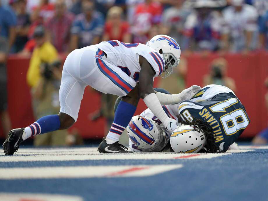 Cb Vontae Davis Retires At Halftime Of Bills Loss To