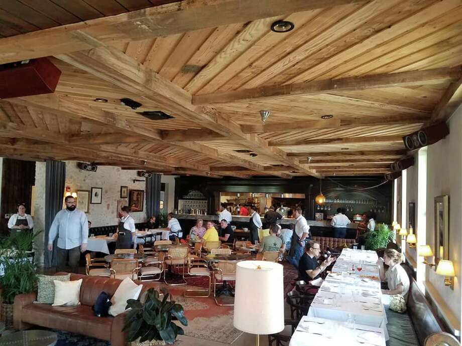 Superica And La Lucha Now Open In The Heights Houston Chronicle Celebrity Chef Ford Fry S Dual Concepts La Lucha And Superica Are Now Open In The Heights
