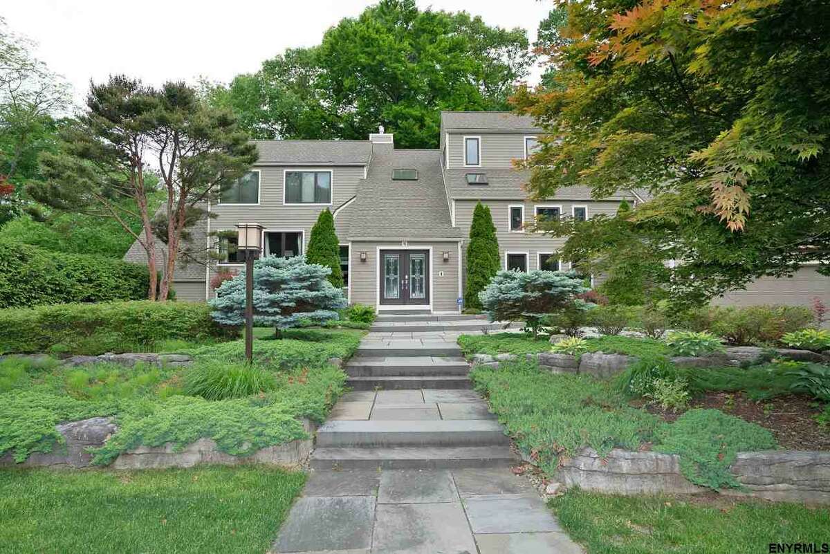 For sale 4 homes in the Bethlehem school district