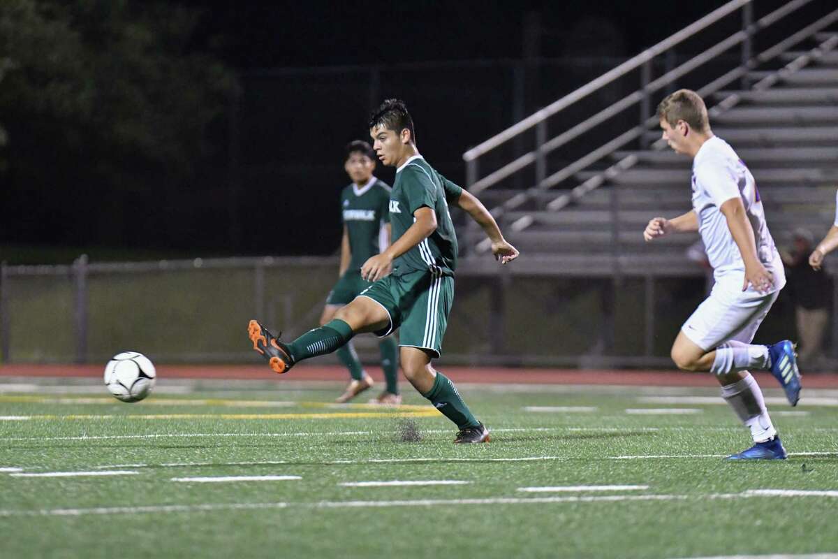 Boys soccer: Westhill holds off Norwalk