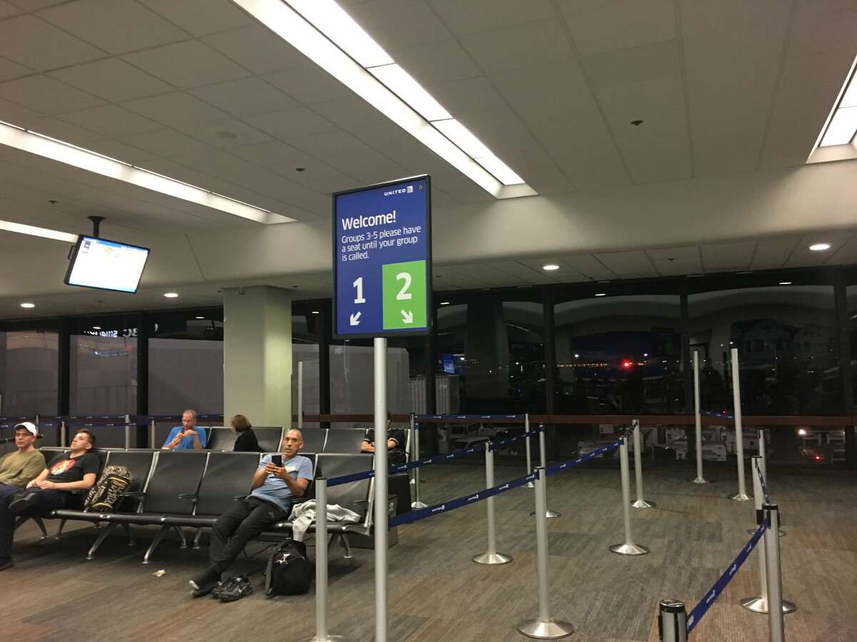 United Airlines' new boarding process Back to the future