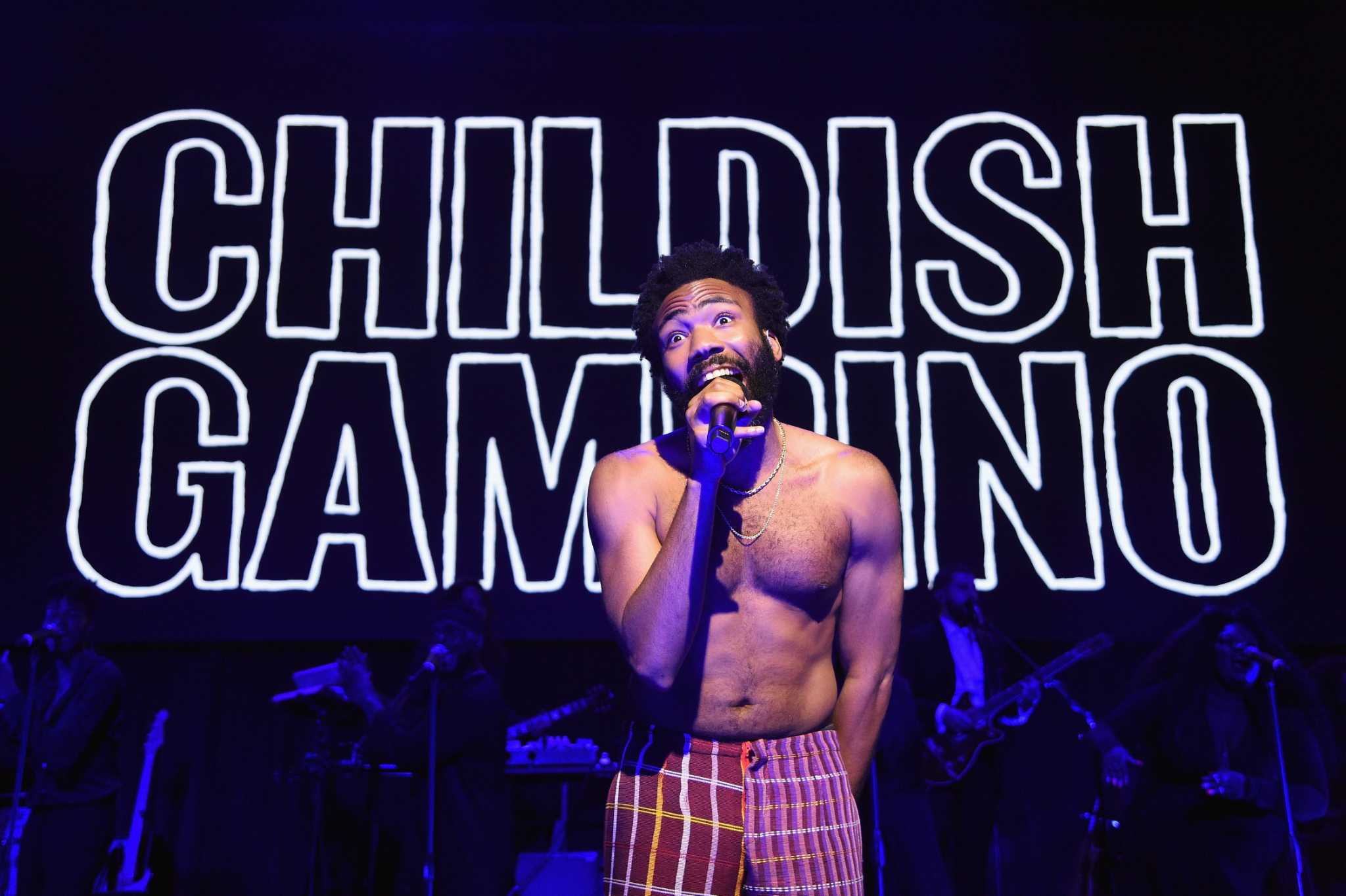 Why is sza in this is america picture