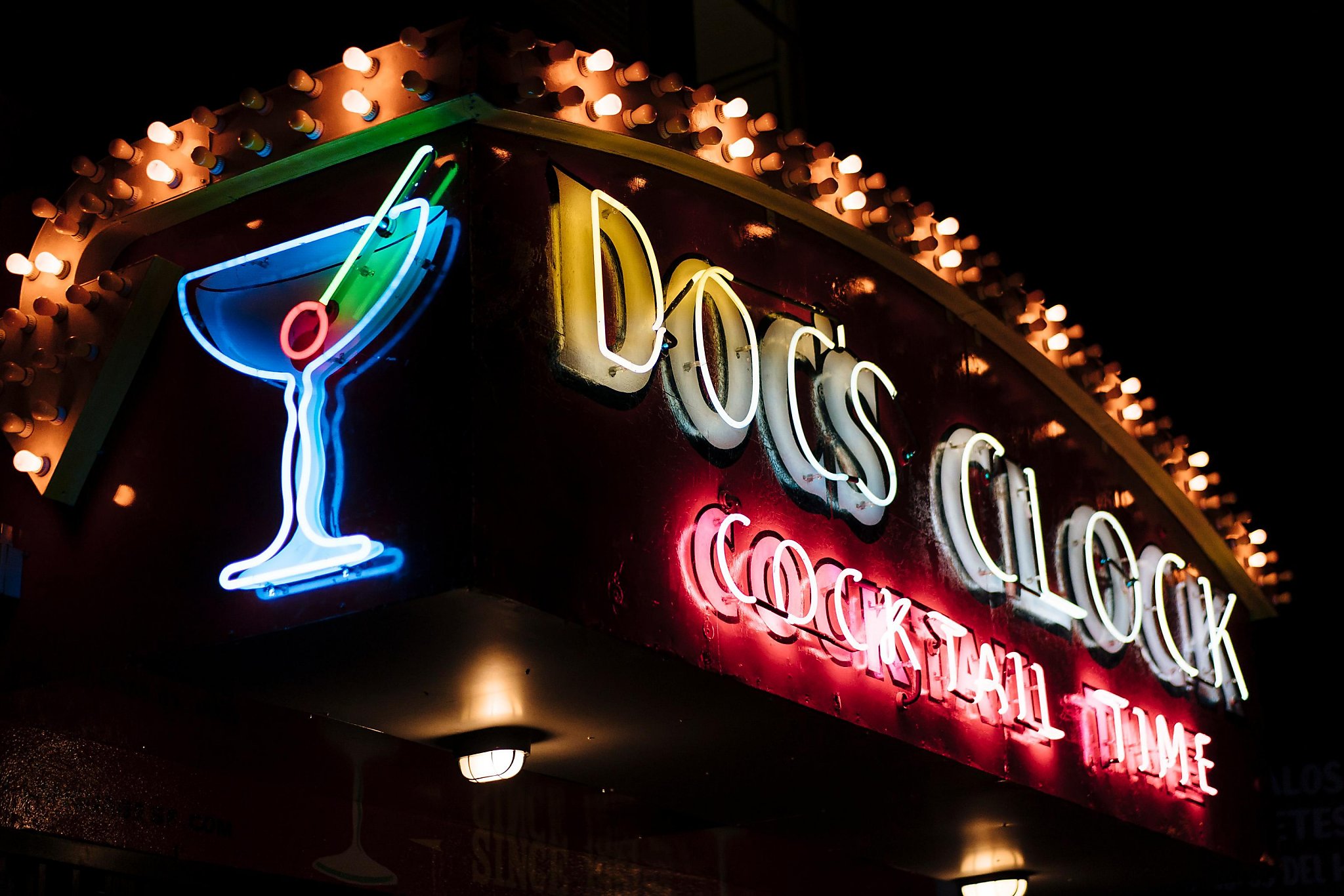 At Long Last The Famously Contested Doc S Clock Sign Lights Up Again Sfchronicle Com Its spun aluminum bezel (casing) is very our 24 inch double neon unit features a second ring of neon around the outside of the 20 clock. clock sign lights