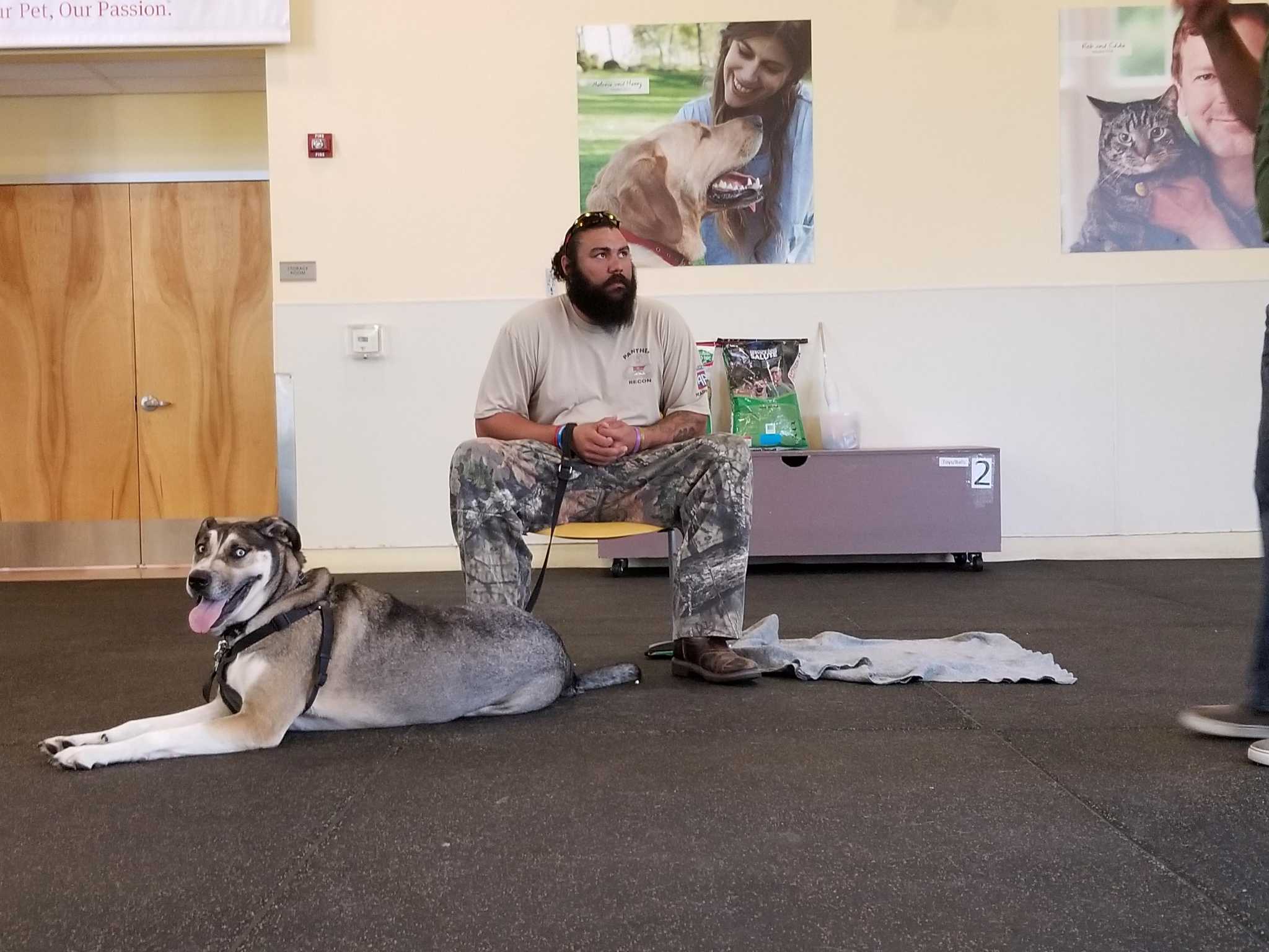 Tony La Russa and ARF Donors Launch Pets for Veterans Building in Walnut  Creek. –