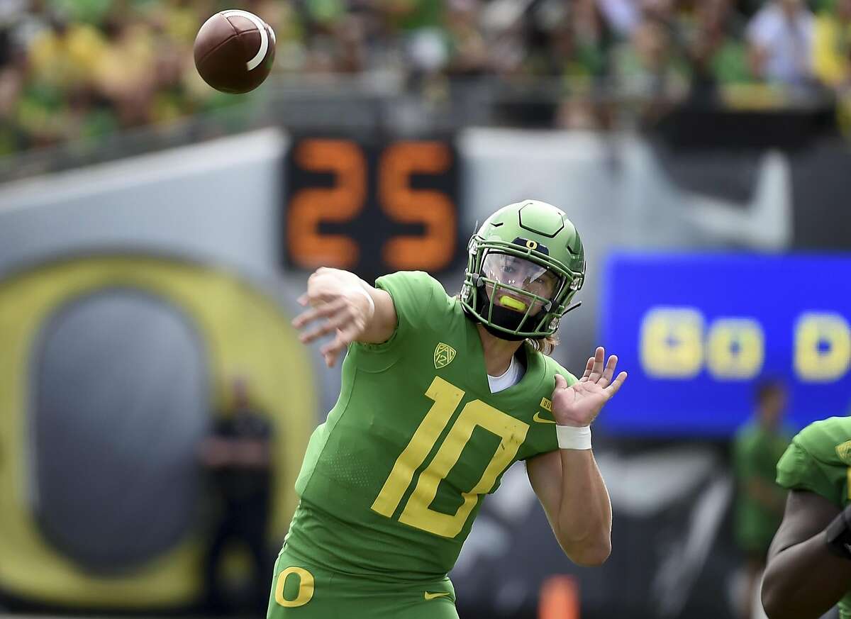 Oregon QB Justin Herbert will test Stanford on Saturday