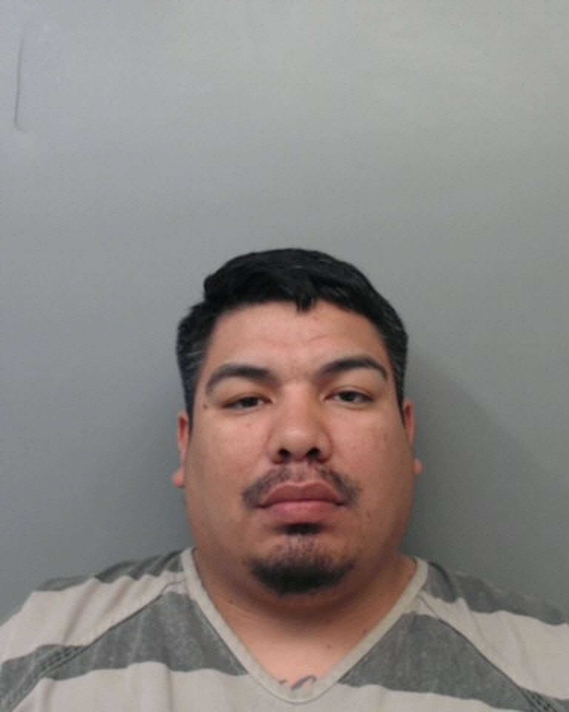 Laredo man charged with theft in shoplifting case