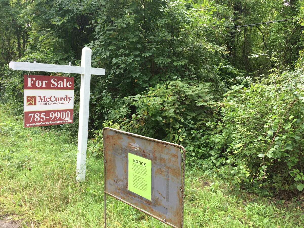 North Greenbush building official does business with developer