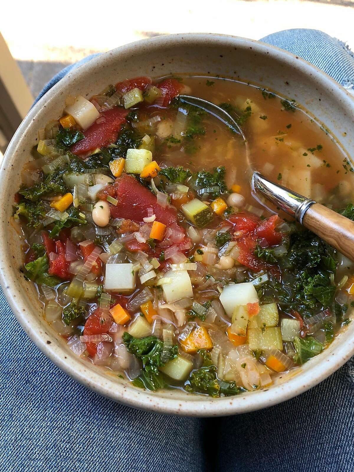 Vegetarian-friendly minestrone soup for the bounty of late summer-early ...