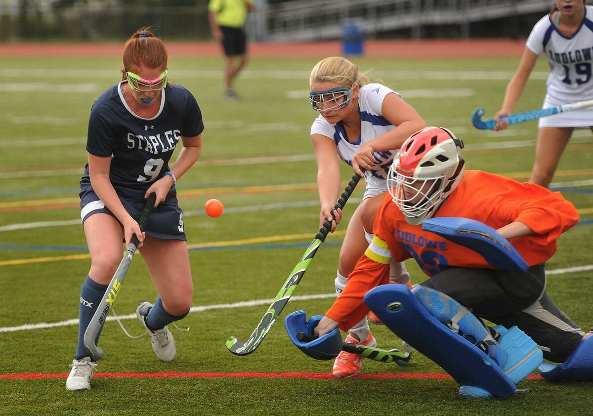 Topranked Staples field hockey whips Ludlowe