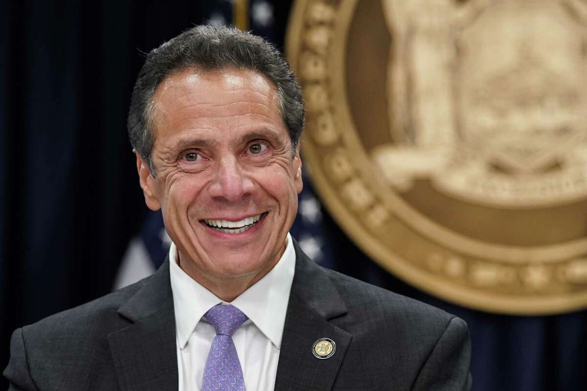 POLL Cuomo well positioned for third term