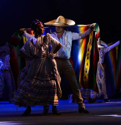 Ballet folklorico facts picture