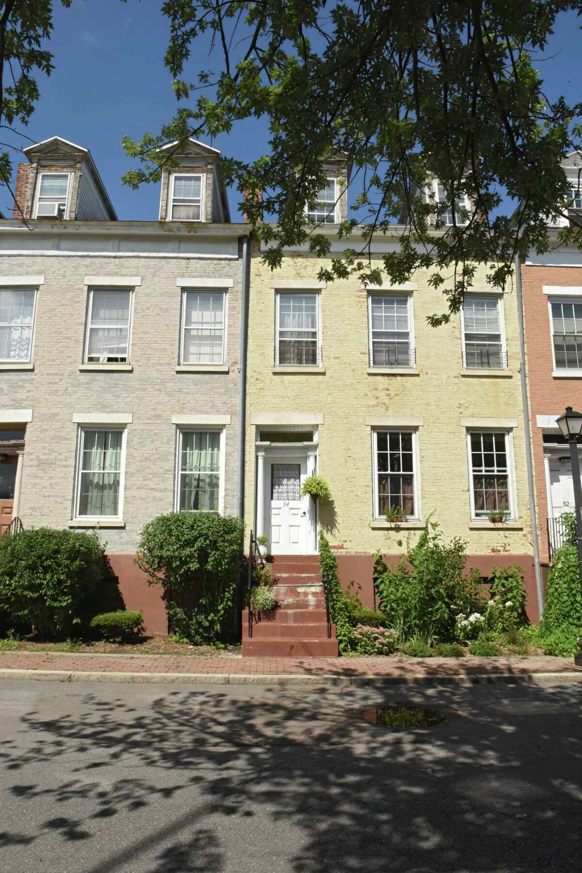 Unbelievable Albany Craigslist Gems: Hidden In Plain Sight - ruuug1w