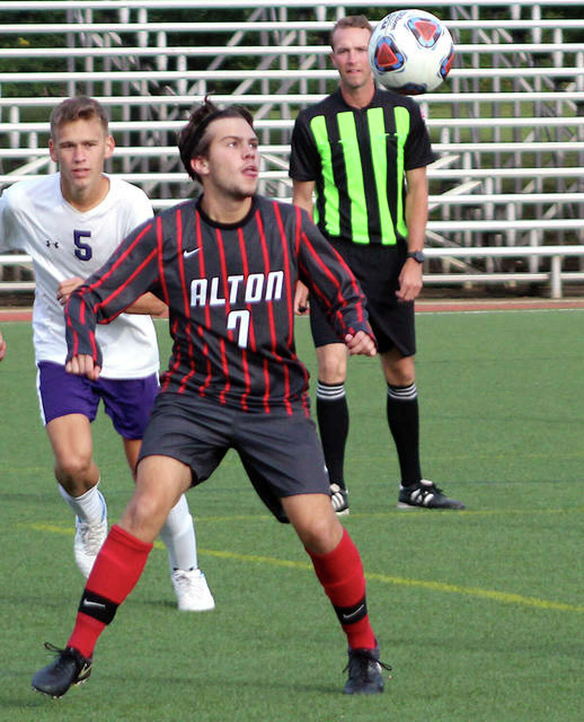 CYC SOCCER TOURNEY: Alton blanks Mascoutah, but misses out on top two ...