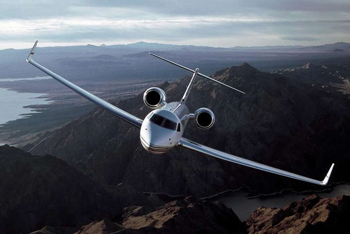 how-much-does-it-cost-to-fly-on-a-private-jet