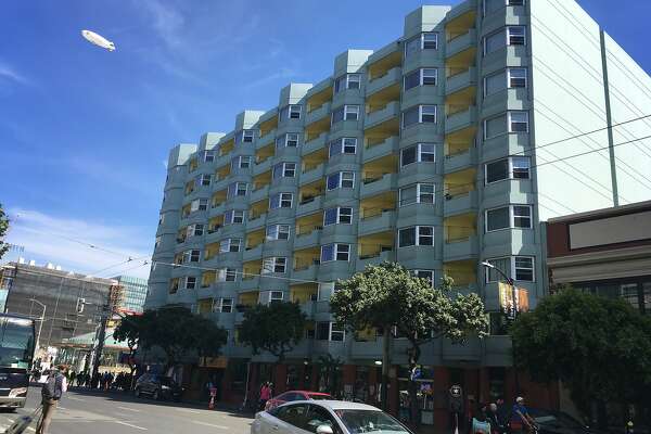 Prosecutors Man Who Decapitated Grandmother In Sf Thought She Was