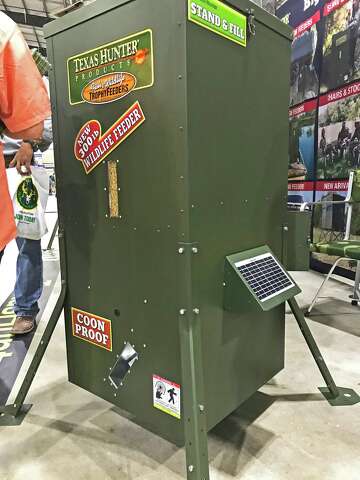 Wave Of New Feeders Keep Hunters Grounded Expressnews Com