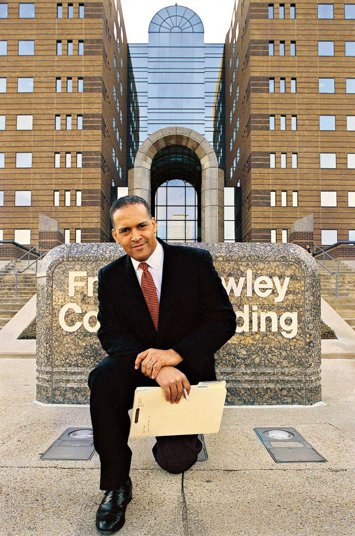 Attorney Julius Collins - kwdncir