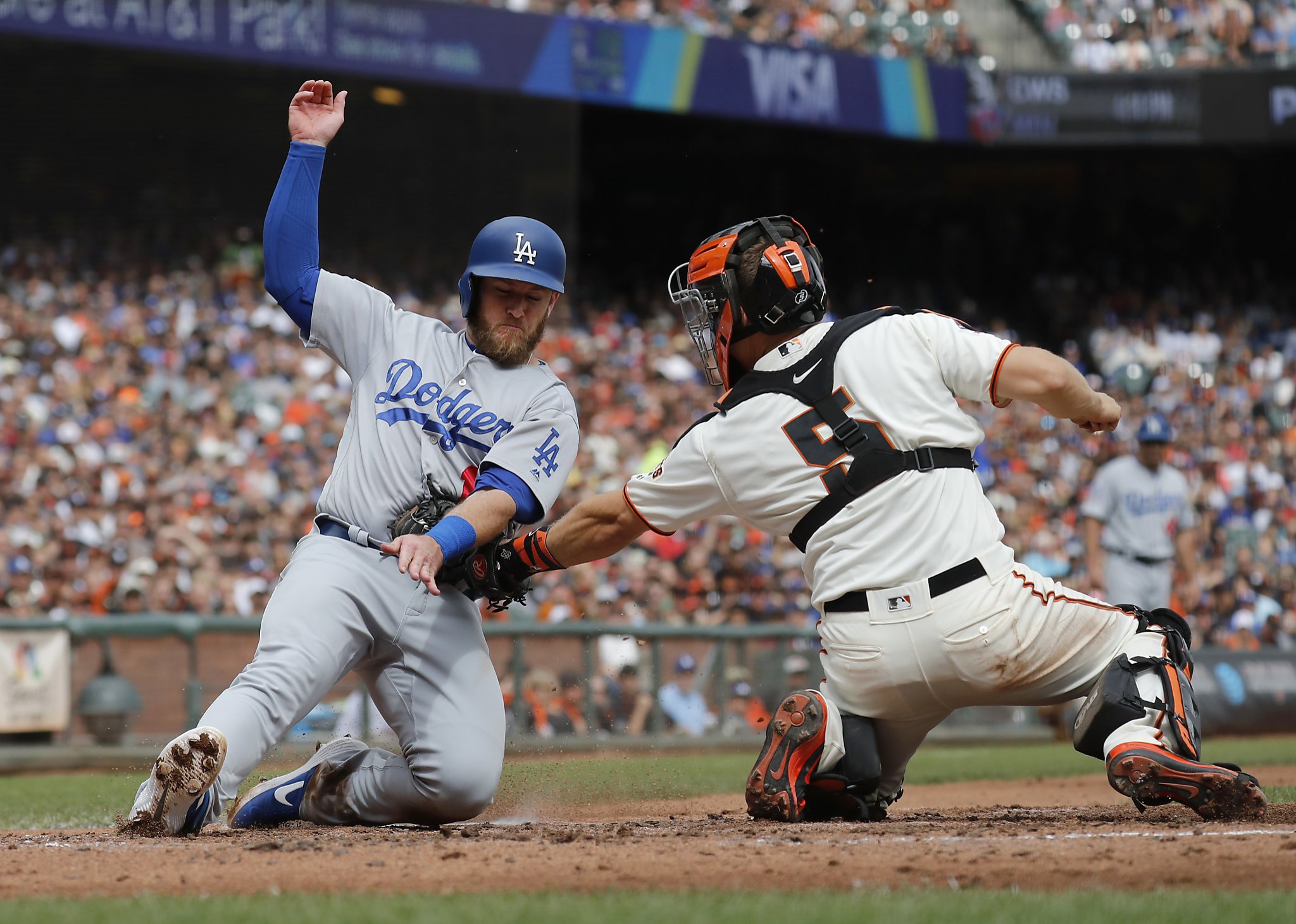 Dodgers beat Giants at AT&T Park to clinch playoff spot - SFGate