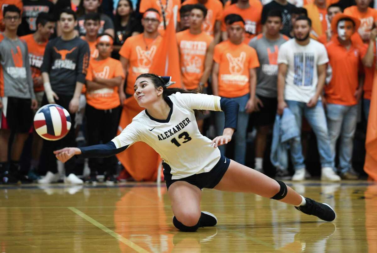 Nicole Gonzalez racked up 28 assists and seven digs in Alexander’s playoff win Friday. The Bulldogs will now meet McAllen Memorial in the regional quarterfinal for the third straight season.