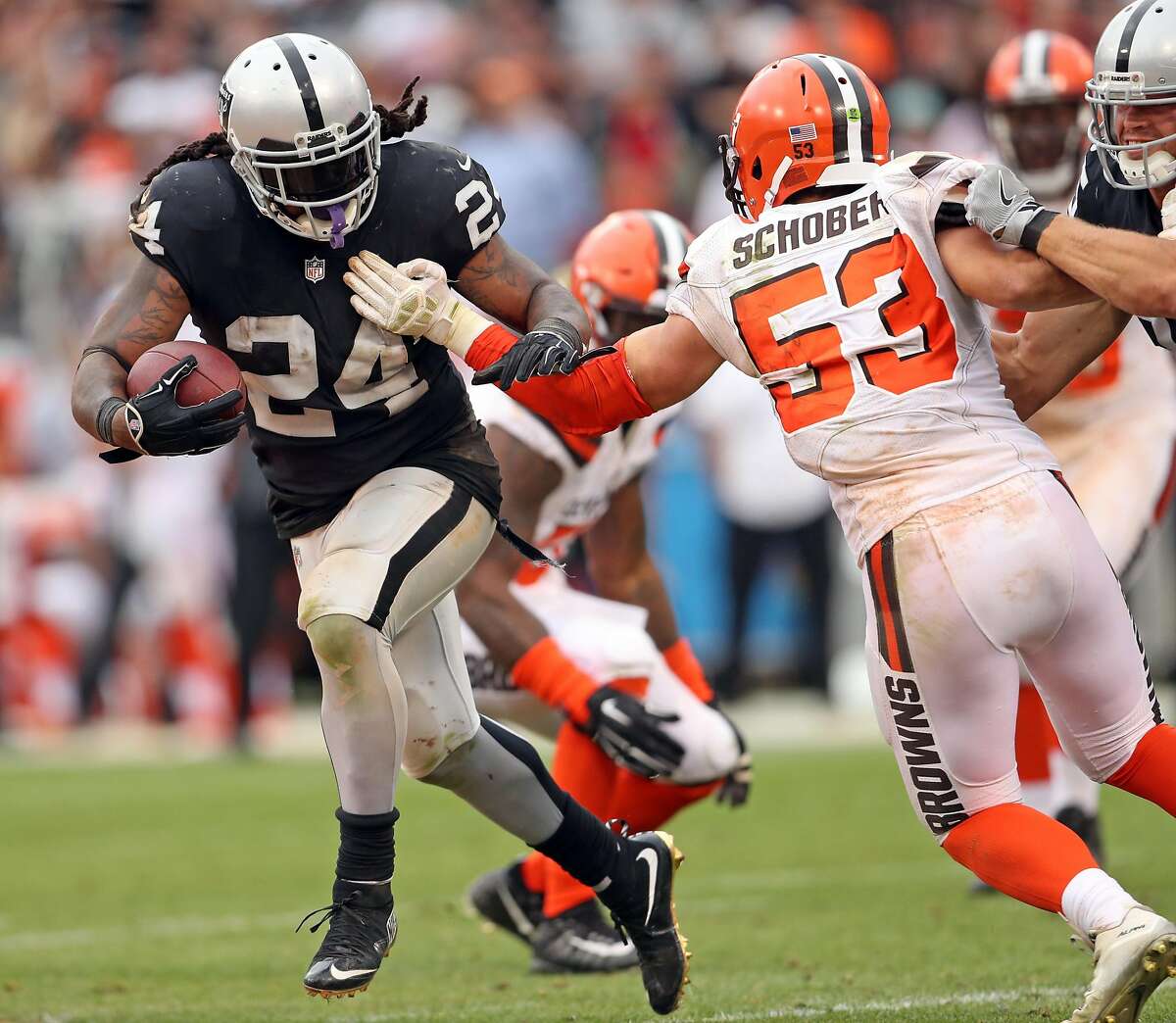 August 26, 2017: Oakland Raiders running back Marshawn Lynch (24) prior to  an NFL pre-season game between the Oakland Raiders and the Dallas Cowboys  at AT&T Stadium in Arlington, Texas. Shane Roper/CSM