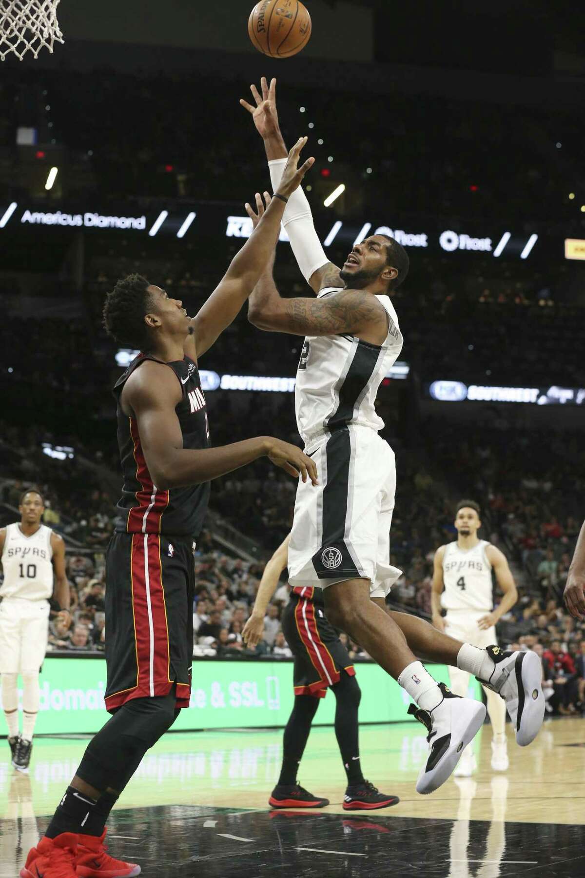 Spurs forward LaMarcus Aldridge had 10 points while playing 17 minutes on Sunday.