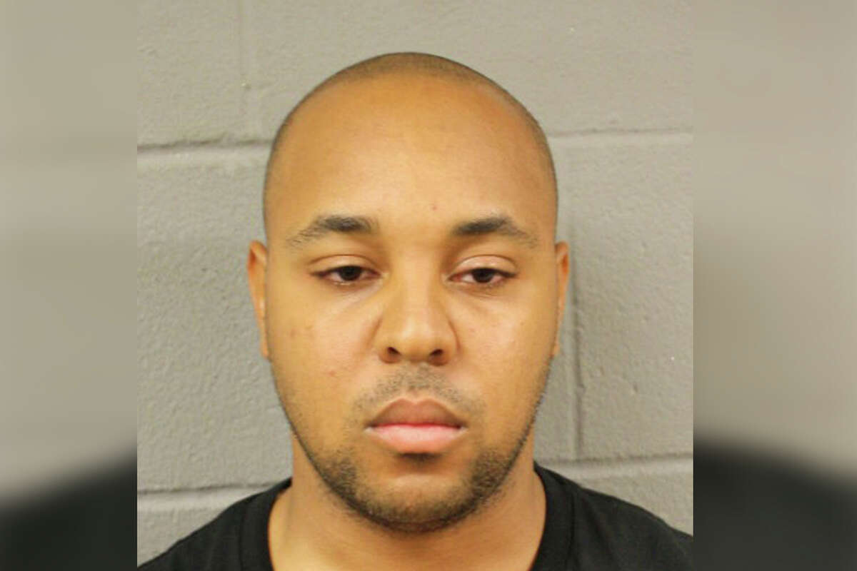 Houston police officer led car chase at 119 mph while driving drunk