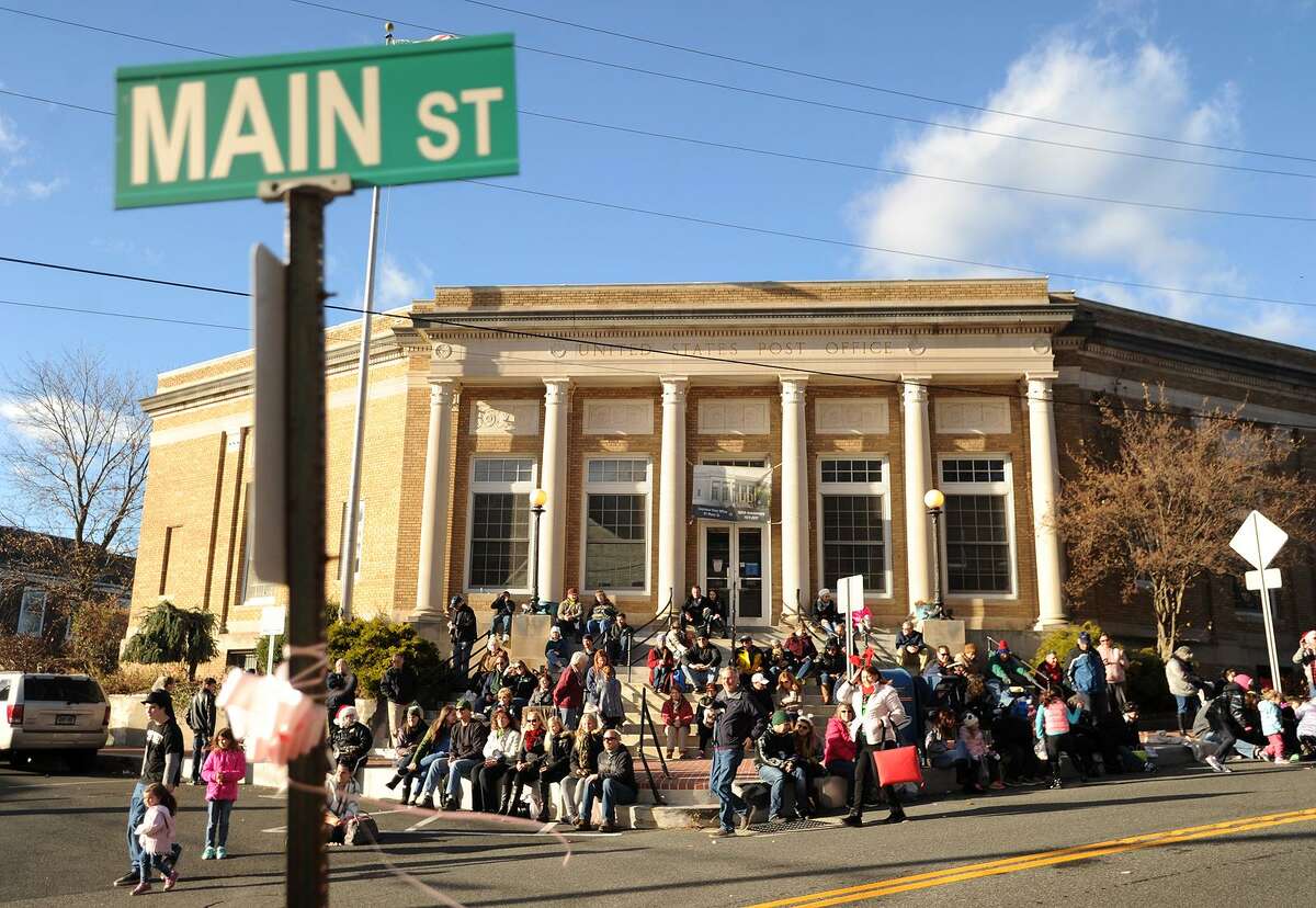 Seymour Selectman to discuss combining parade committees, 175th