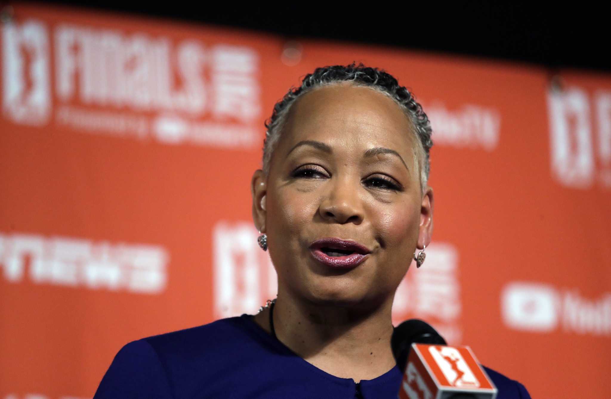 Dr. Lisa Borders WNBA president Lisa Borders steps down to become president/CEO of Time's Up