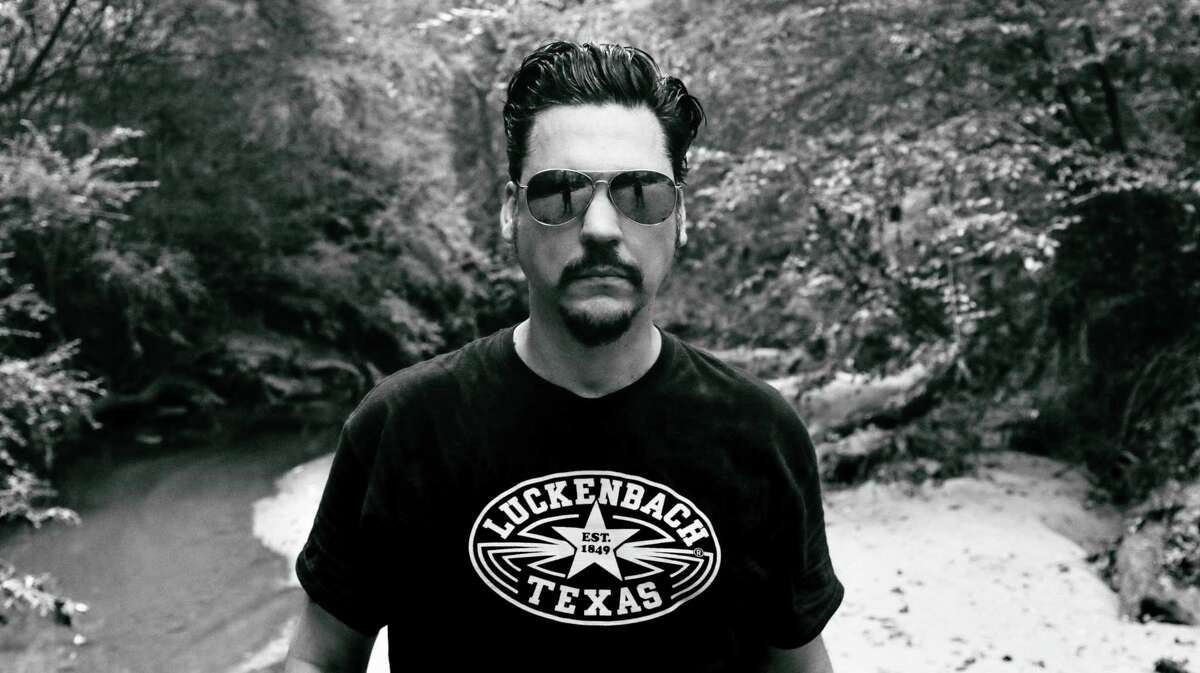Beaumont native and country musician Jesse Dayton