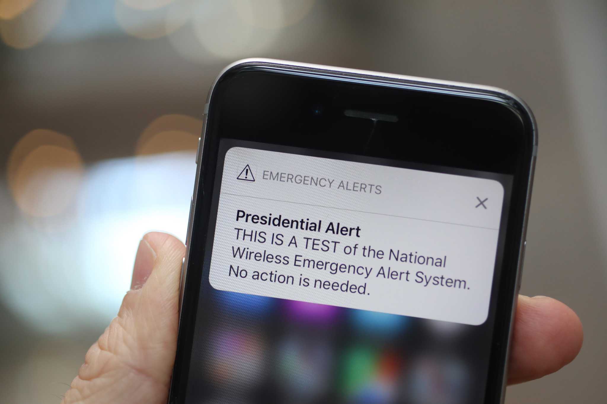 Emergency PresidentialAlert quickly a meme