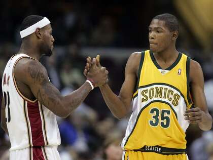 kevin durant in sonics jersey